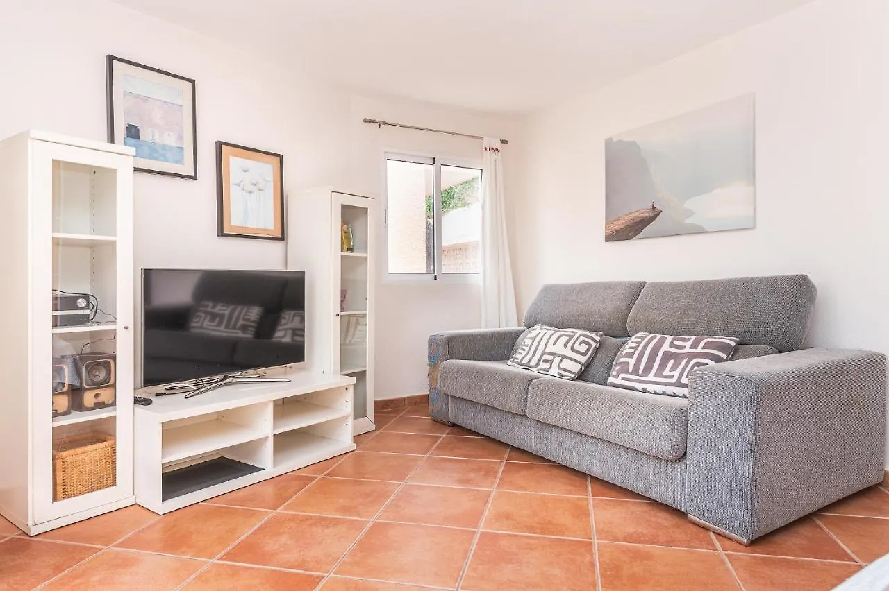 'Bloom' Peaceful Beachside Bungalow Puerto de la Cruz  0*,
