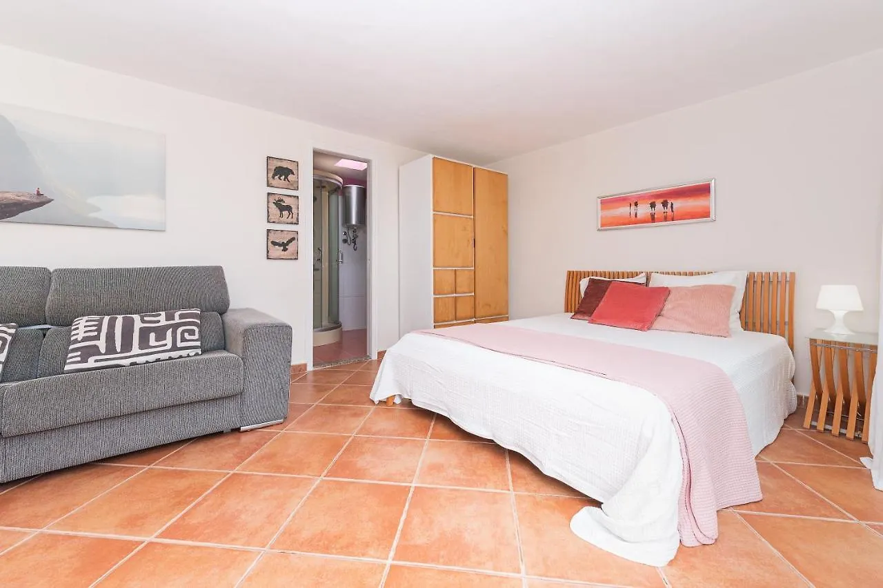 'Bloom' Peaceful Beachside Bungalow Puerto de la Cruz